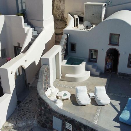 Mellow Luxury Cave Apartment Oia  Exterior photo