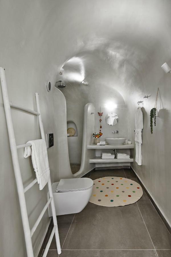 Mellow Luxury Cave Apartment Oia  Exterior photo