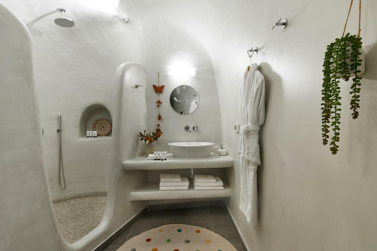 Mellow Luxury Cave Apartment Oia  Exterior photo