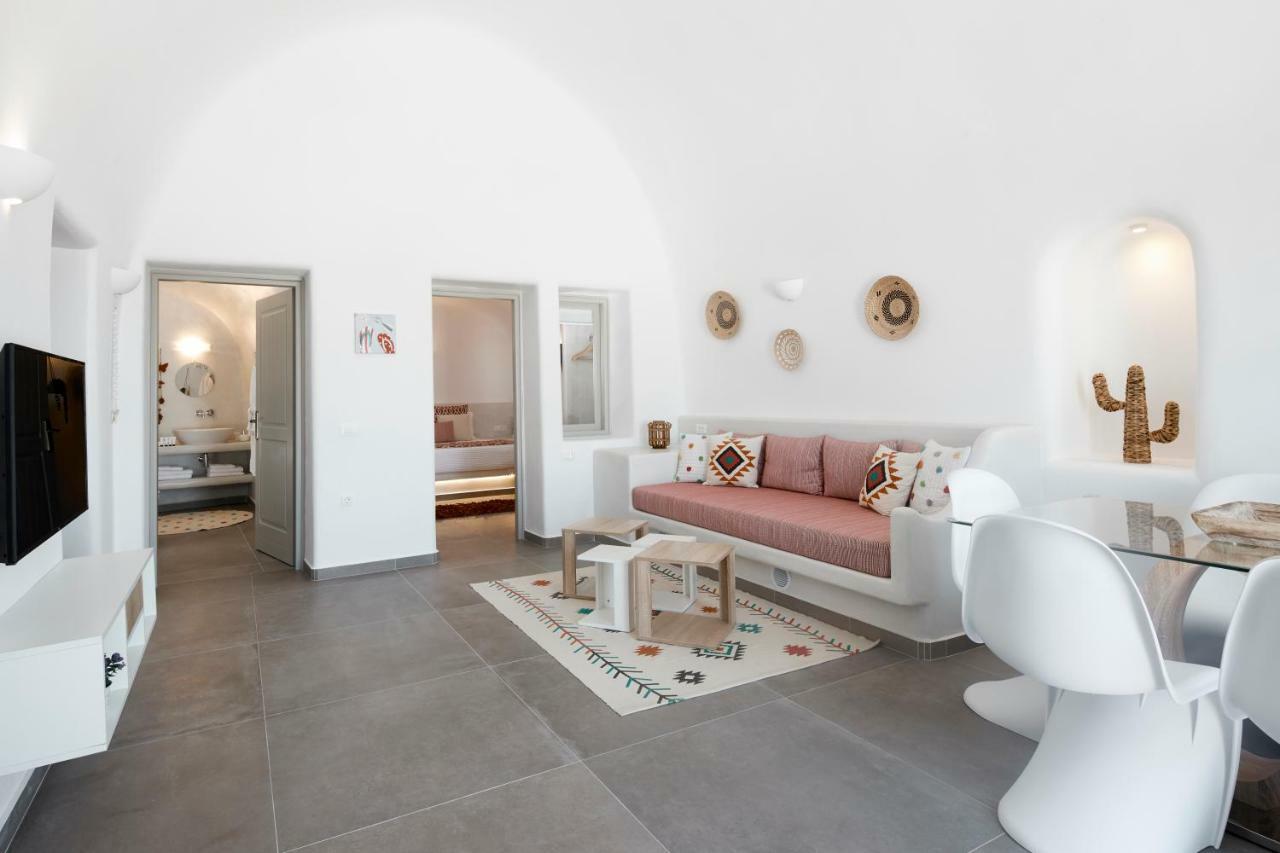 Mellow Luxury Cave Apartment Oia  Exterior photo